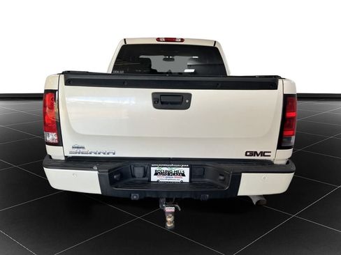 Used 2011 GMC Sierra 1500 Denali image 4