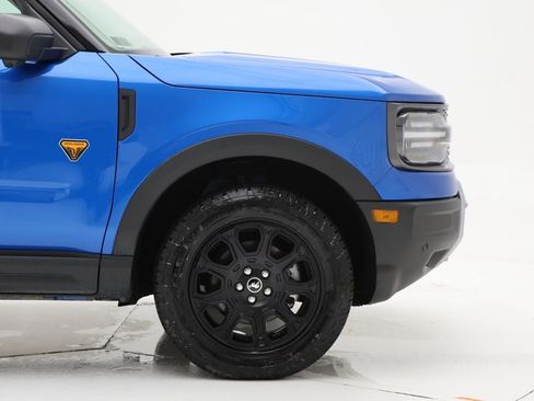 Used 2025 Ford Bronco Sport Badlands AWD/4WD image 4