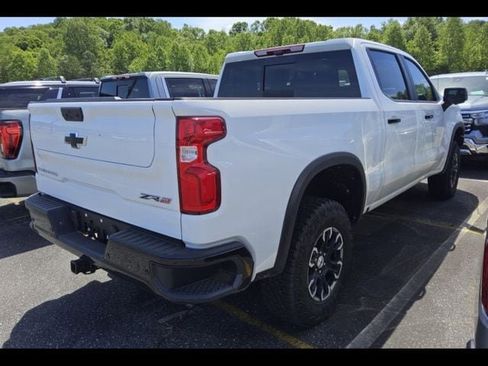 Used 2026 Chevrolet Silverado 1500 ZR2 AWD/4WD image 5
