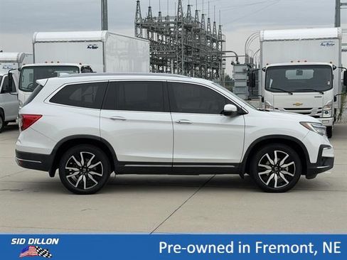 Used 2020 Honda Pilot Touring image 3
