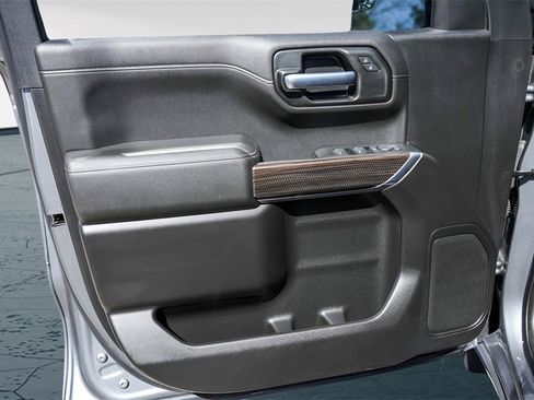 Used 2021 Chevrolet Silverado 1500 LT image 26