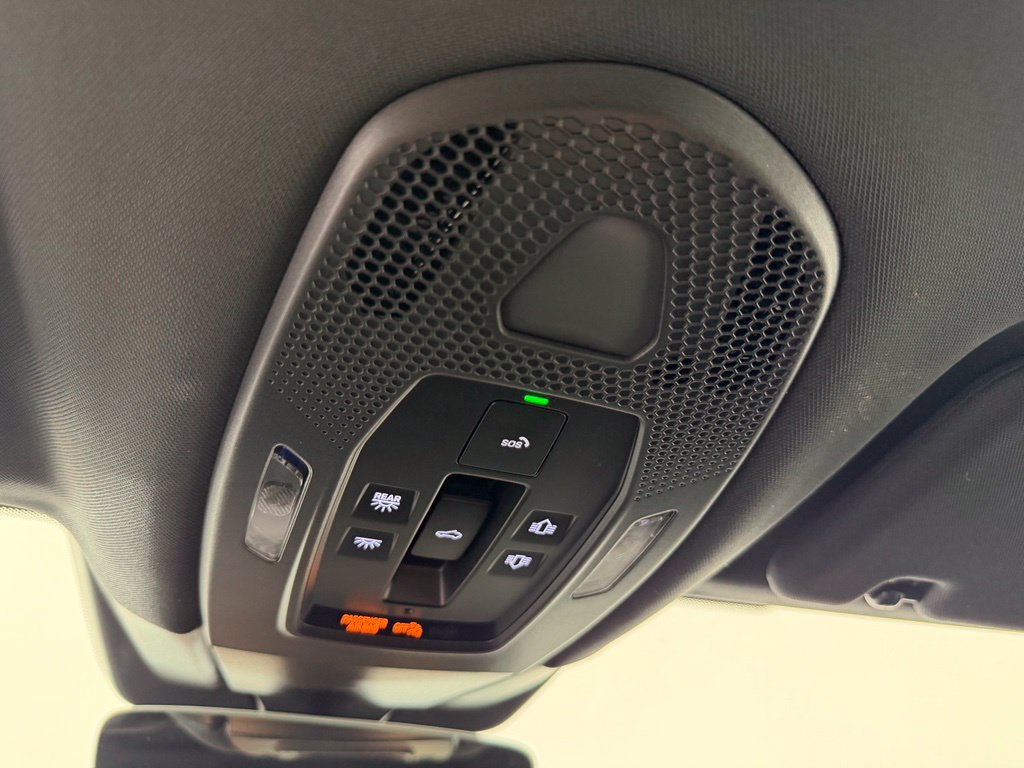Certified 2026 Porsche Panamera RWD image 30