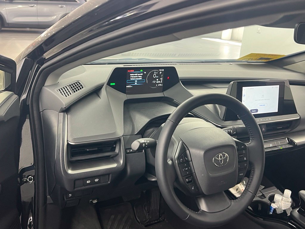Used 2026 Toyota Prius LE FWD image 8