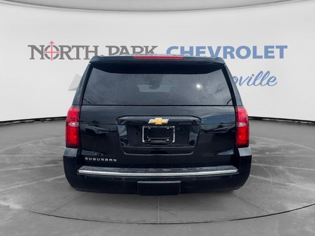 Used 2018 Chevrolet Suburban Premier RWD image 4