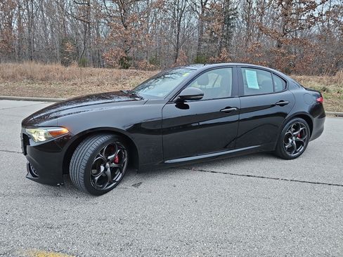 Used 2021 Alfa Romeo Giulia Ti Sport image 8