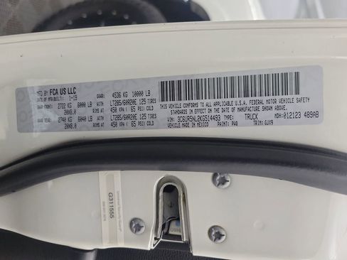 Used 2019 RAM 2500 Laramie image 17