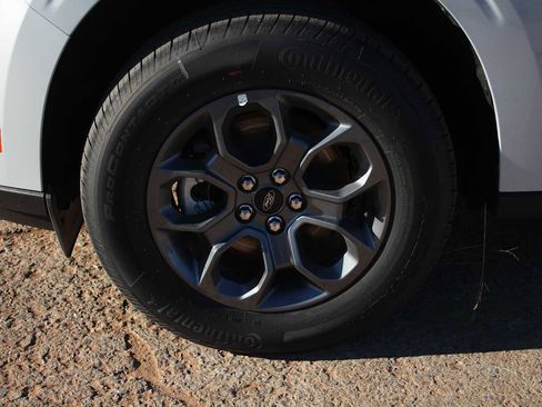 New 2025 Ford Maverick XLT w/ XLT Luxury Package image 14