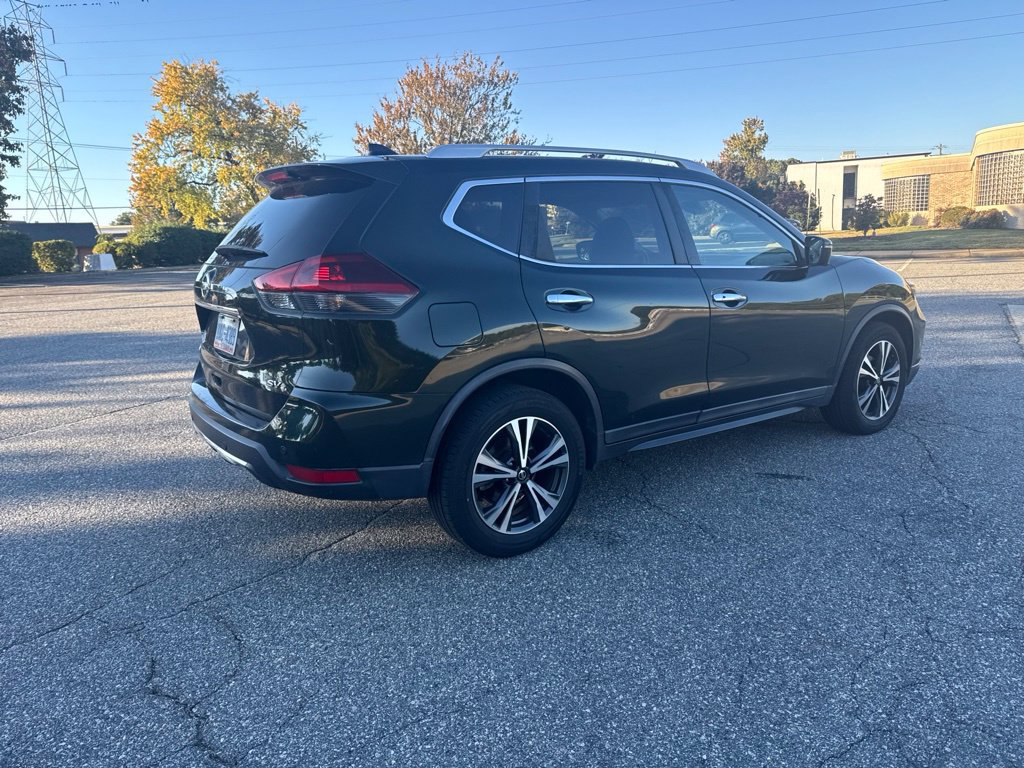 Used 2019 Nissan Rogue SV w/ Premium Package FWD image 10