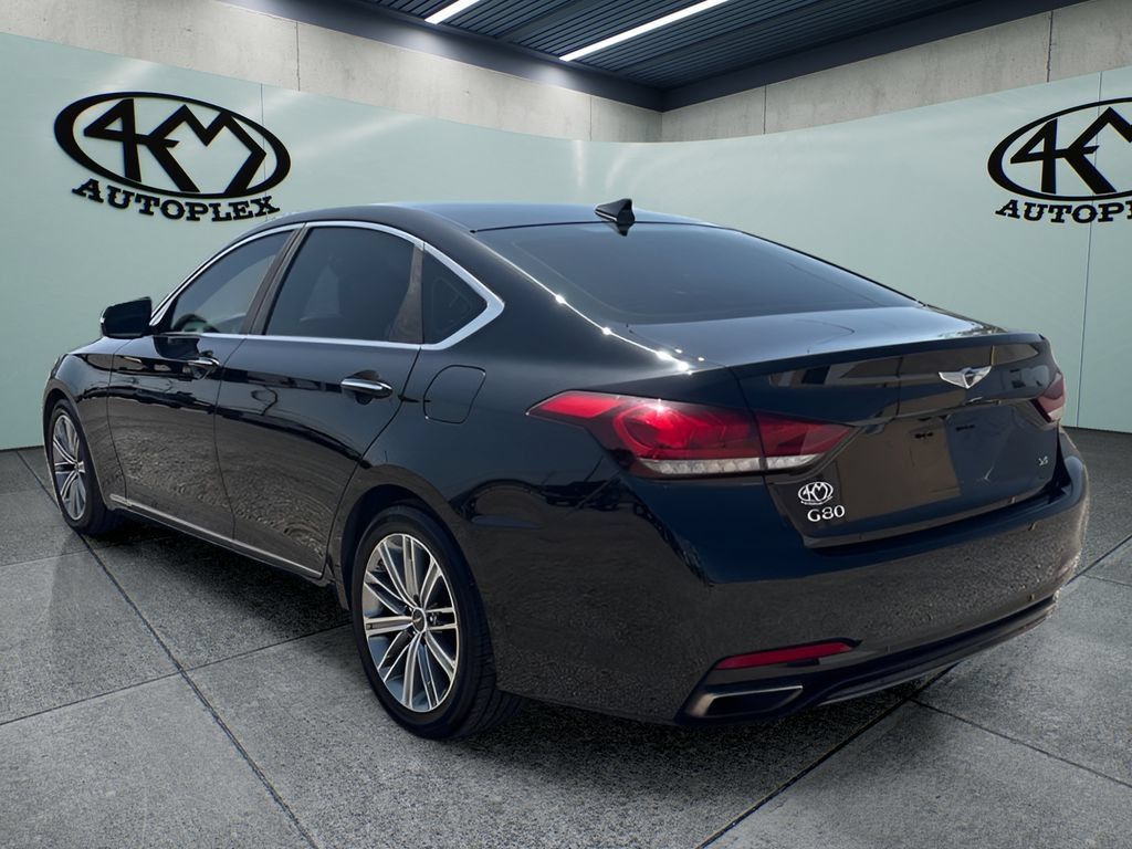 Used 2018 Genesis G80 3.8 RWD image 5