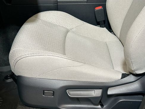 New 2026 Toyota 4Runner SR5 AWD/4WD image 16