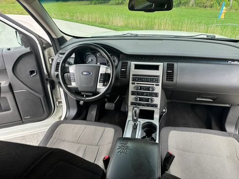 Used 2012 Ford Flex SE FWD image 17