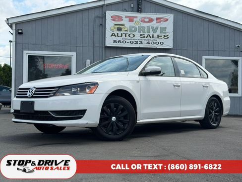 Used 2015 Volkswagen Passat 1.8T Wolfsburg Edition FWD image 1