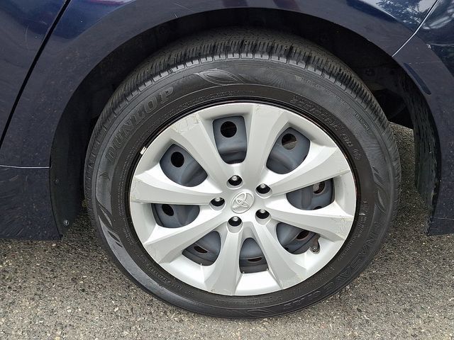 Certified 2024 Toyota Corolla LE AWD/4WD image 5