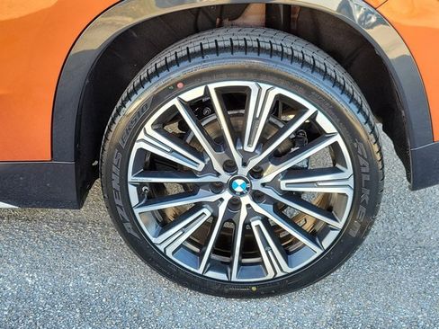 Used 2023 BMW X1 xDrive28i w/ Convenience Package image 9