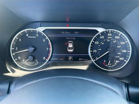 Used 2023 Nissan Sentra SV FWD image 12