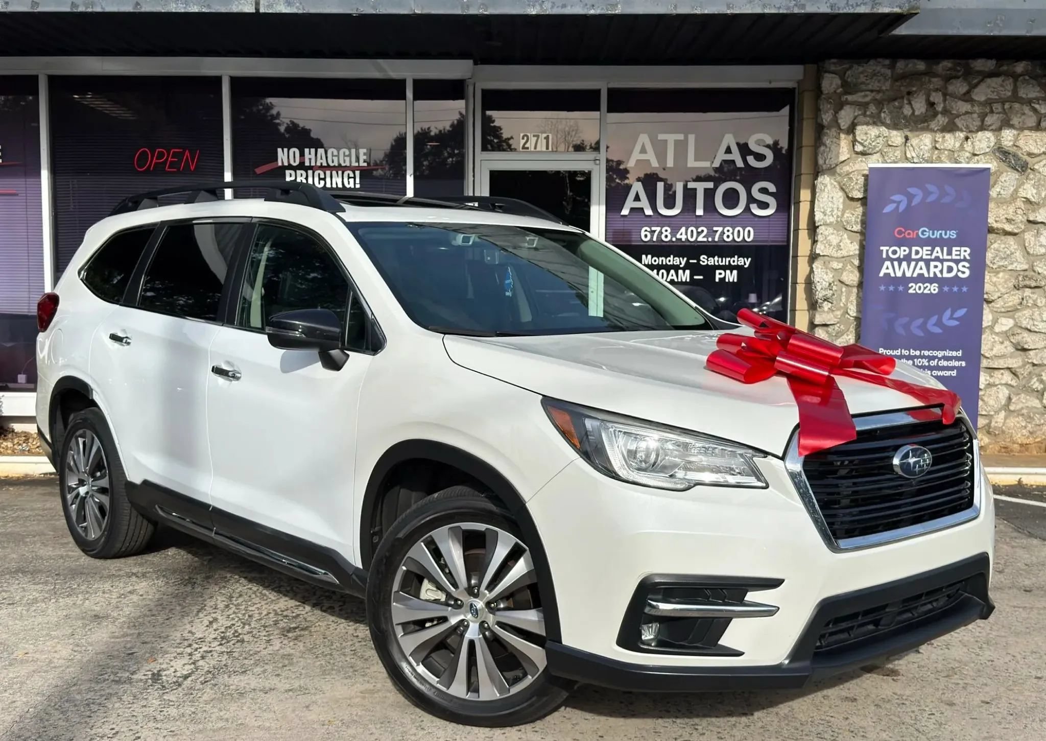 Used 2022 Subaru Ascent Touring AWD/4WD image 1