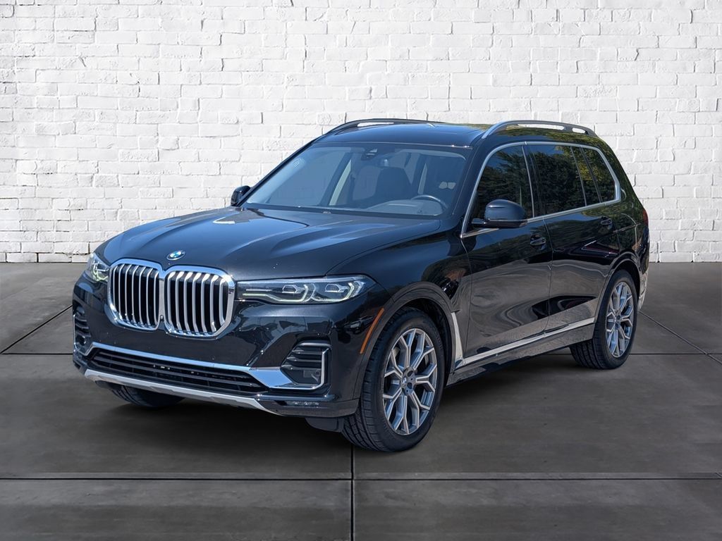 Used 2022 BMW X7 xDrive40i w/ Cold Weather Package AWD/4WD image 4