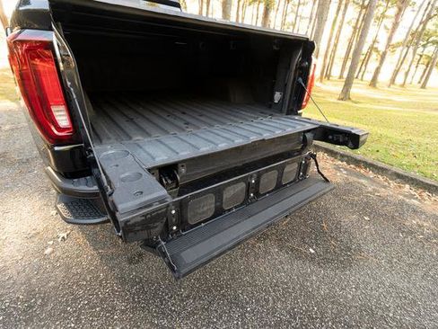 Used 2021 GMC Sierra 1500 Denali w/ Denali Premium Package image 39