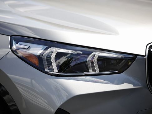 New 2026 BMW X1 xDrive28i w/ Technology Package image 2