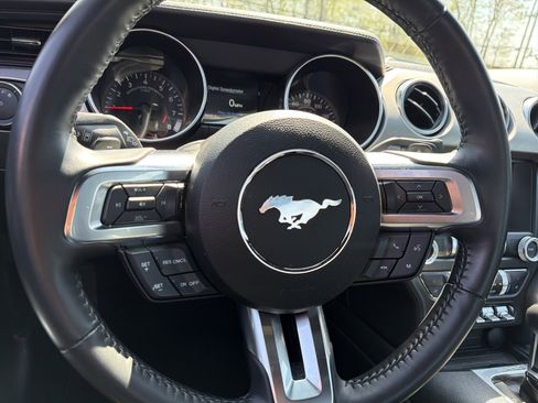 Used 2022 Ford Mustang GT Premium w/ Black Accent Package RWD image 13