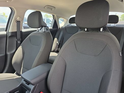 New 2026 Kia K4 FWD image 21