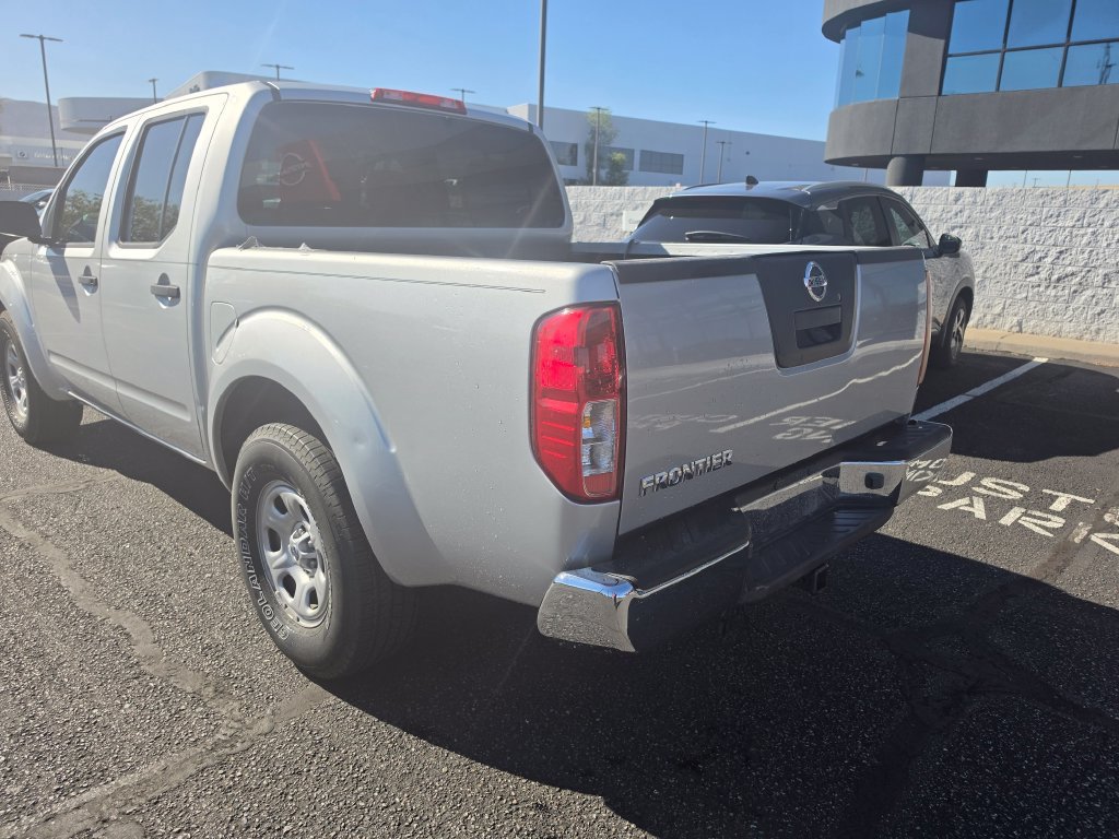 Used 2011 Nissan Frontier S RWD image 7