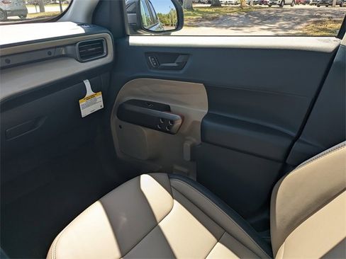 New 2025 Ford Maverick Lariat w/ 4K Tow Package image 6