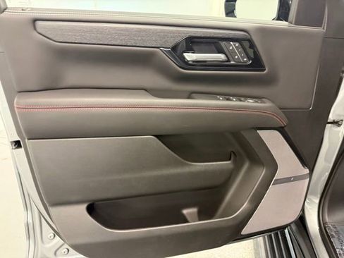 New 2026 GMC Yukon AT4 Ultimate AWD/4WD image 13