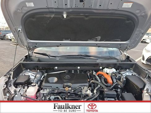 Certified 2020 Toyota RAV4 XLE image 27