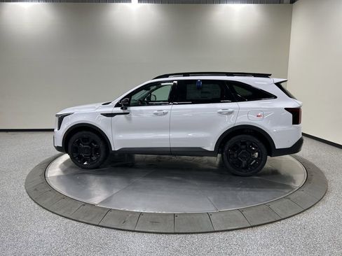 New 2026 Kia Sorento SX image 9