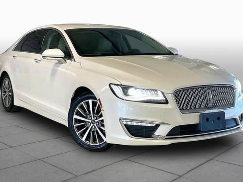 Used 2018 Lincoln MKZ Select w/ Climate Package image 2