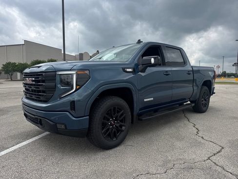 New 2026 GMC Sierra 1500 Elevation w/ Elevation Premium Package AWD/4WD image 2