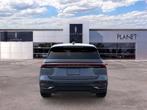 New 2026 Lincoln Nautilus Premier AWD/4WD image 5