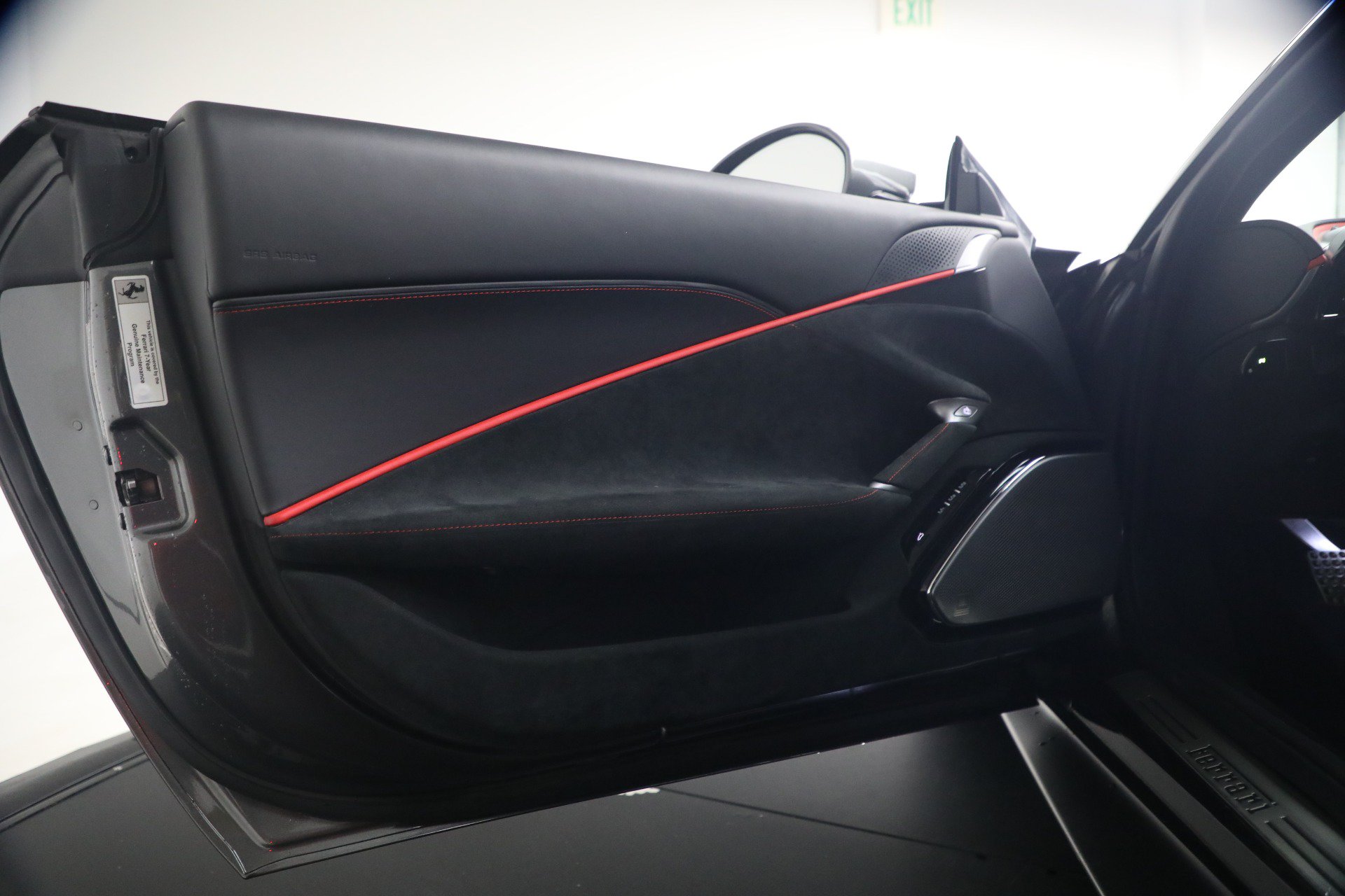Certified 2023 Ferrari Roma RWD image 25