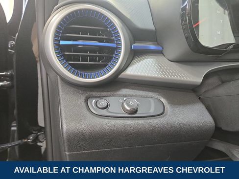 Used 2024 Chevrolet Trax LS FWD image 23