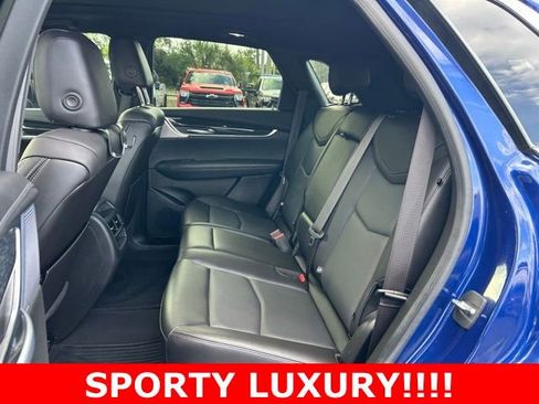 Used 2023 Cadillac XT5 Premium Luxury FWD image 15