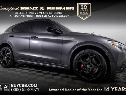 Used 2022 Alfa Romeo Stelvio Veloce AWD/4WD image 1