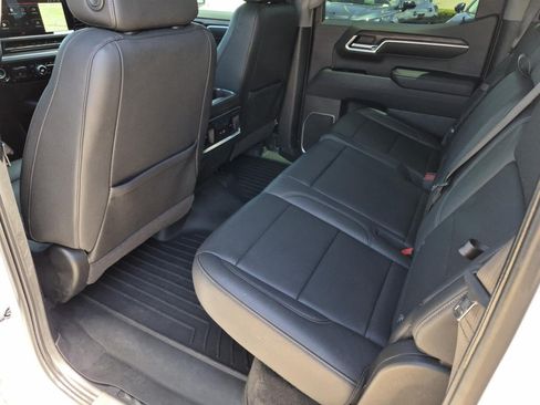 Used 2022 GMC Sierra 1500 SLT AWD/4WD image 15