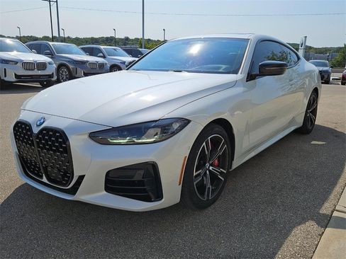 Used 2023 BMW 440i xDrive Coupe w/ Premium Package image 8