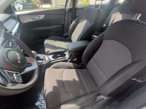 Used 2022 Kia Forte Sedan FWD image 14