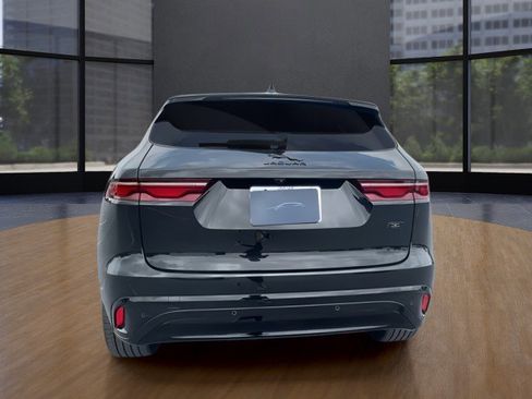 New 2026 Jaguar F-PACE R-Dynamic S image 7