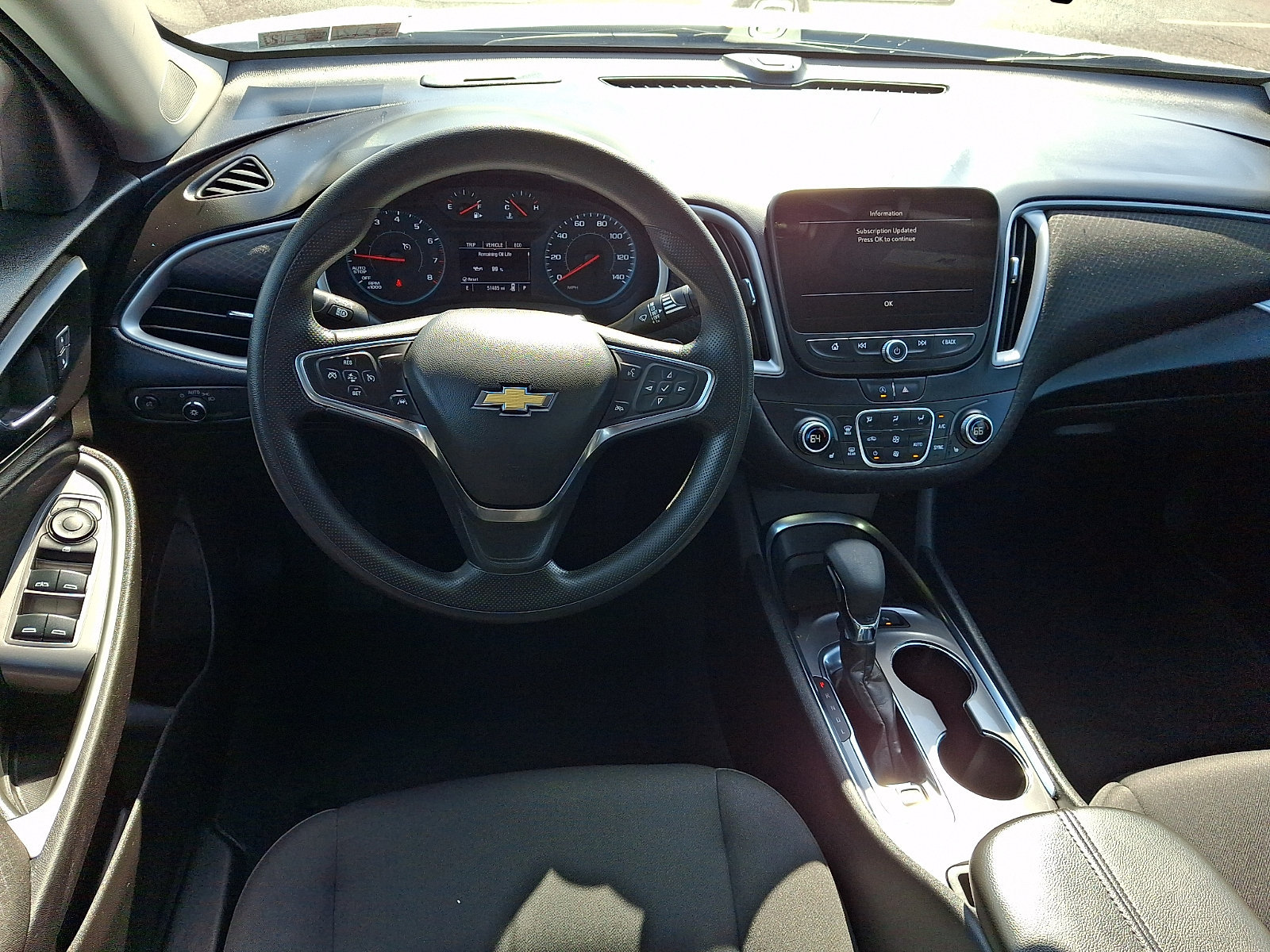 Used 2025 Chevrolet Malibu LT FWD image 11