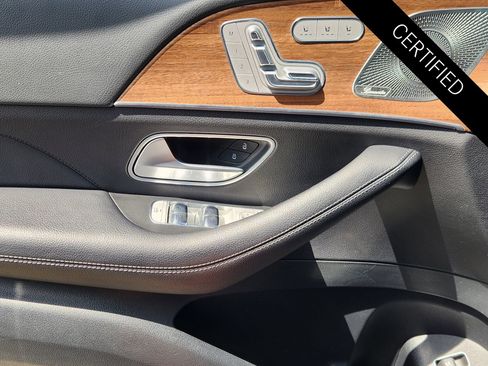Certified 2025 Mercedes-Benz GLS 450 4MATIC image 22