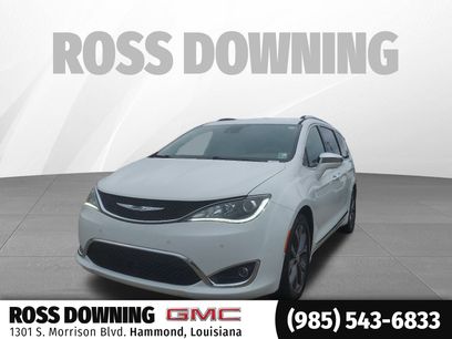 Used 2018 Chrysler Pacifica Limited w/ Advanced Safetytec Group
