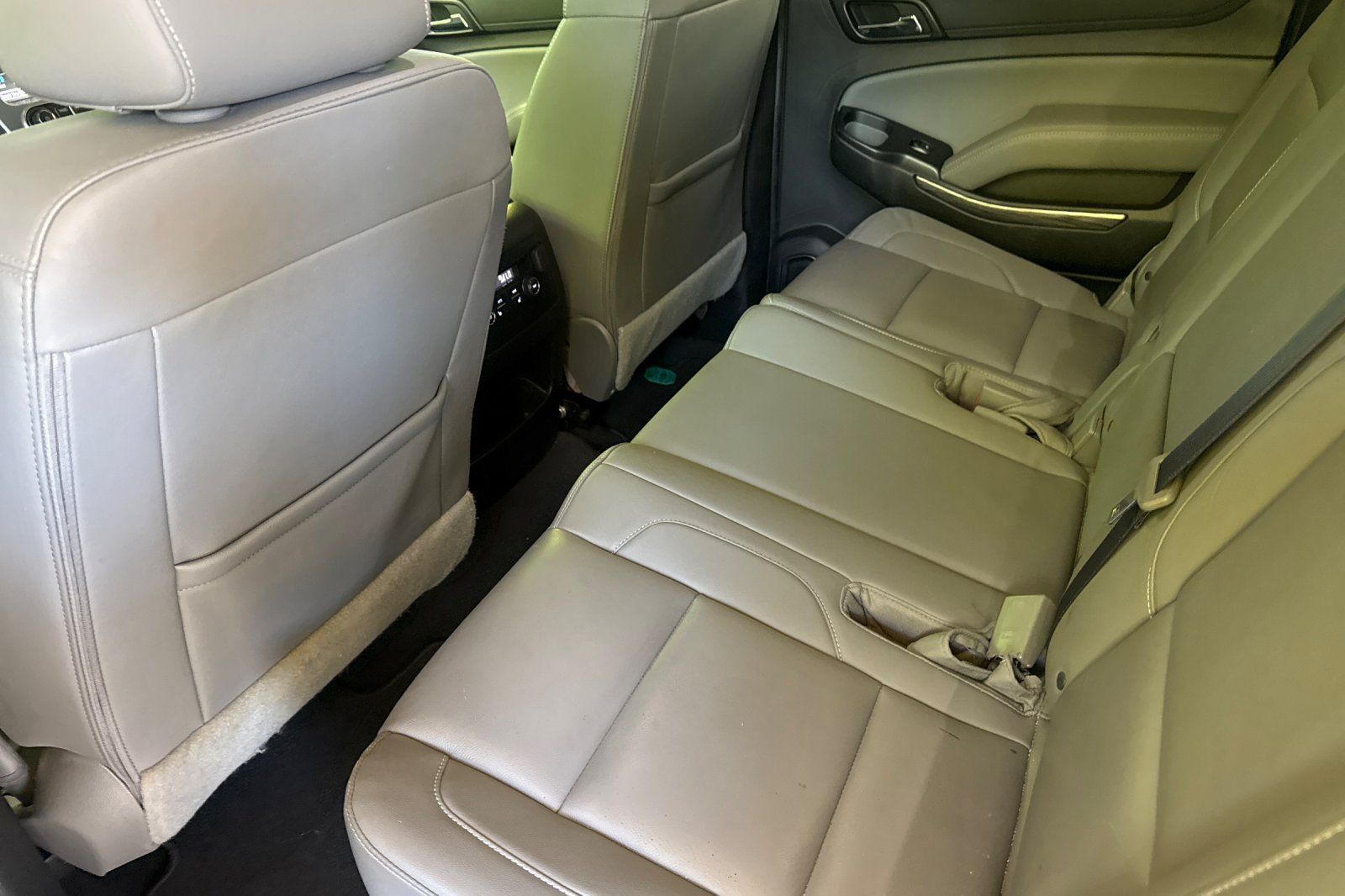 Used 2019 Chevrolet Suburban LT w/ Luxury Package AWD/4WD image 15