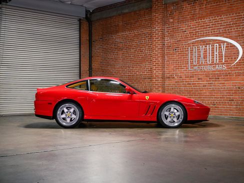 Used 1999 Ferrari 550 Maranello Coupe image 8