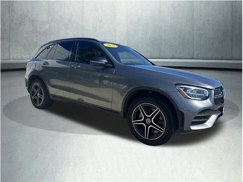 Used 2021 Mercedes-Benz GLC 300 4MATIC image 7