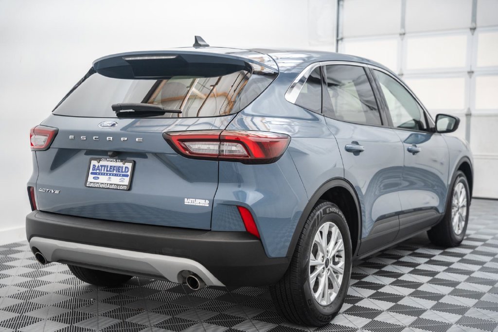 Used 2024 Ford Escape Active FWD image 5