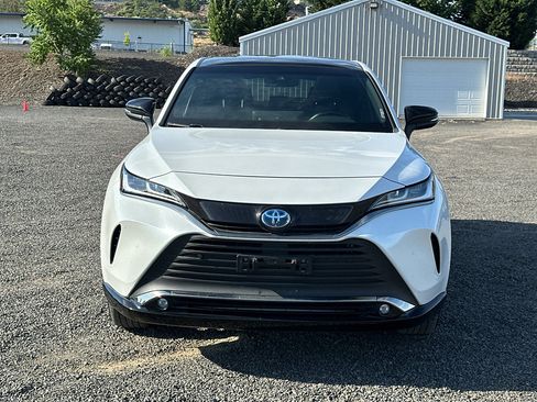 Certified 2023 Toyota Venza Nightshade AWD/4WD image 11