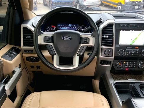 Used 2019 Ford F250 Lariat w/ Lariat Ultimate Package image 5